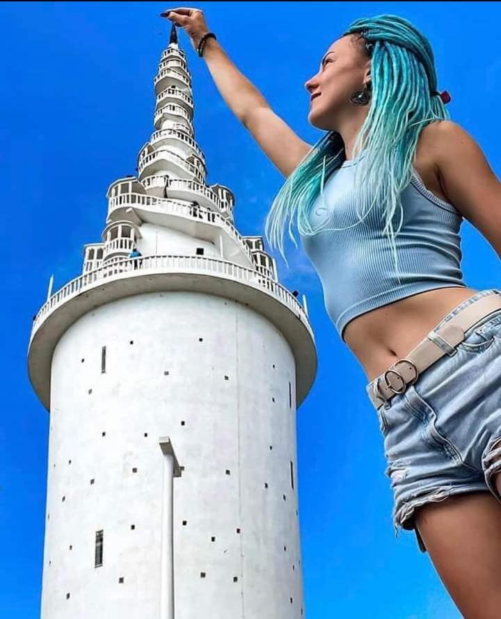 Alexandra Home For Foreign Tourists Only Гампола Экстерьер фото
